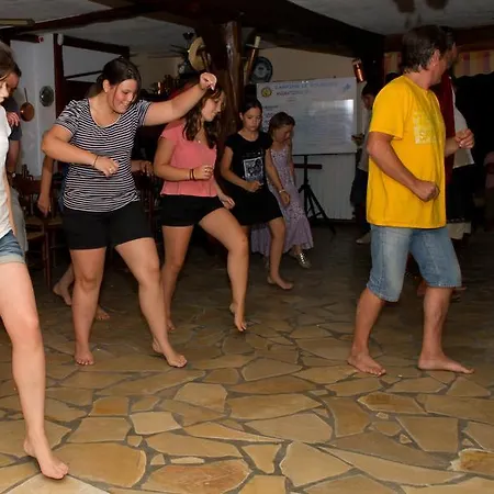 Κάμπινγκ Le Bourdieu Durfort (Ariege)